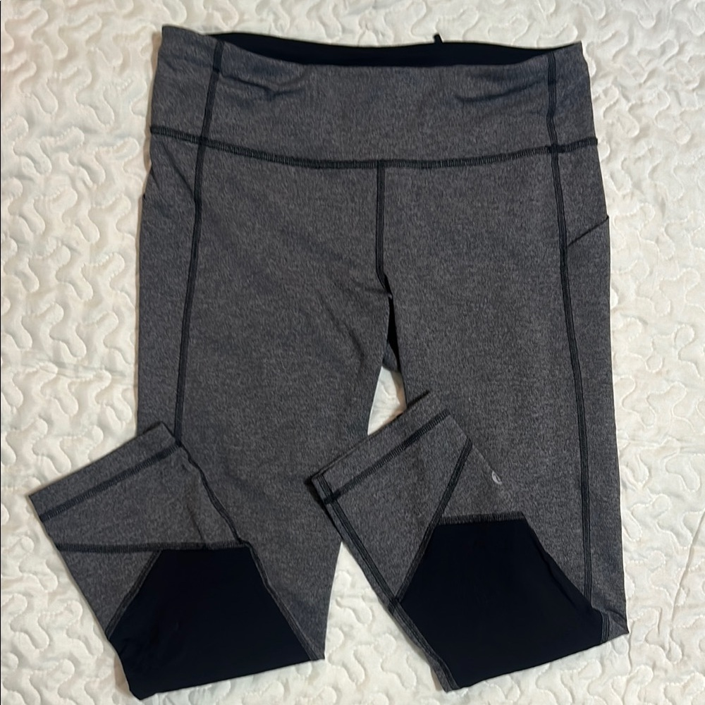 Lululemon athletica Gray and Black low rise Leggings